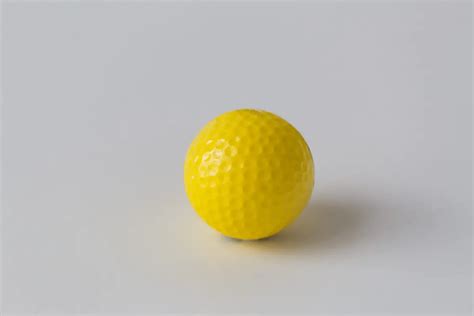 Why Use Yellow Golf Balls? Is It Legal?