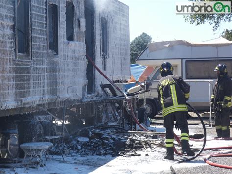 Camper Di Giostrai Brucia A Maratta Umbriaon