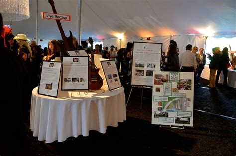 Live Auction Items Boards Digital Or Print To View During Reception