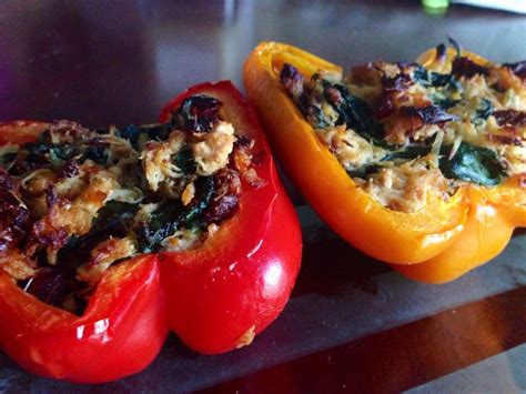 Chicken Stuffed Peppers With Spinach And Sun Dried Tomatoes Yemek