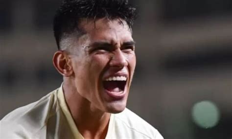 José Rivera anotó el 1 0 en el Universitario vs Grau América Deportes