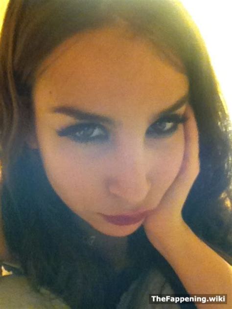 Sila Sahin Nude Pics Vids The Fappening