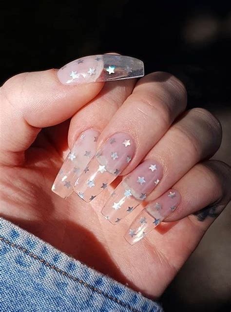 Uñas transparentes 20 ideas de diseños