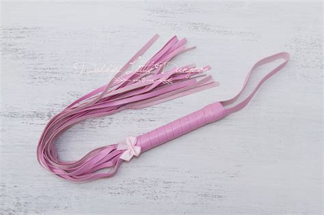 DDLG Pink BDSM Whip Mini Bondage Flogger With Bow Sub Kawaii ABDL Sissy Femdom Kinky Sex