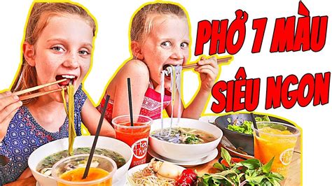 🍜 Ăn Phở Màu ở Hcm Bà Bán Phở Tiết Lộ Bí Quyết Gia Đình Cho 2 Bé Tây