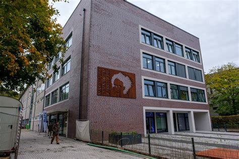 Marie Curie Gymnasium Einweihung Des Neuen Erweiterungsbaus