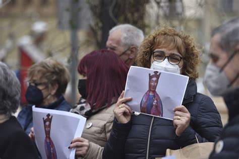 Concentraci N Por La Propiedad De La Virgen De Casbas En Ayerbe Im Genes