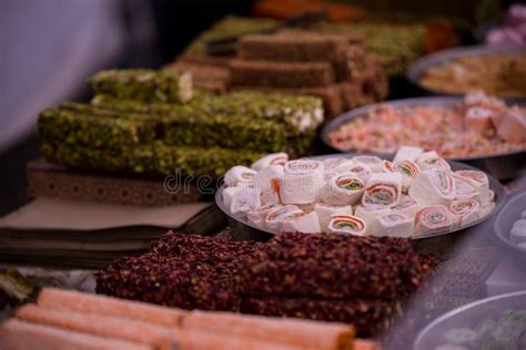 Las Delicias Turcas En El Mercado Bazar De Caramelo Oriental Imagen De