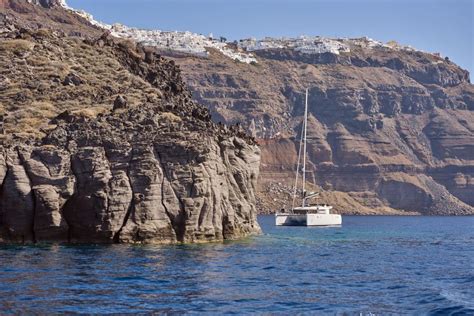 Santorin Caldera Classic All Inclusive Katamaran Kreuzfahrt Getyourguide