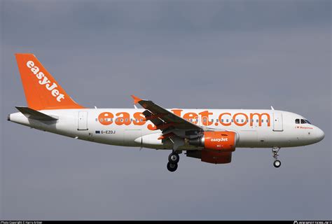 G EZDJ EasyJet Airbus A319 111 Photo By Harry Artner ID 306872