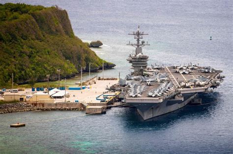 軍情動態》停靠關島近2月 美航艦「羅斯福號」本週重返大海 國際 自由時報電子報