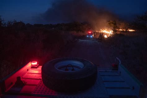 Corrientes 24 Horas De Combate Junto A Los Brigadistas Y La Dramática