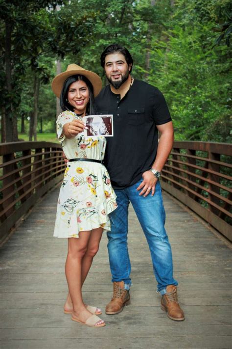 Kprc Reporter Cathy Hernandez Announces Pregnancy