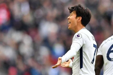 In Inghilterra Insistono Tottenham Son Prosegue La Trattativa Per Il