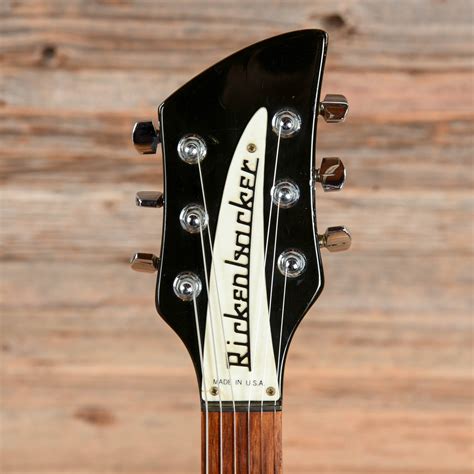 Rickenbacker 330 Jetglo 1990 – Chicago Music Exchange