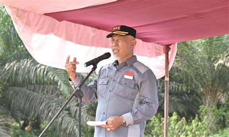 Gubernur Mahyeldi Pacu Pengembangan Kawasan Air Bangis Lewat