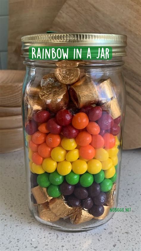 Rainbow in a Jar | Pinterest