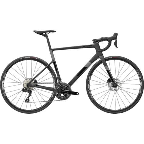 今買うなら12速Di2完成車でしょ ザ戦える仕様のレースバイク CANNONDALESuper Six EVO Carbon Disc