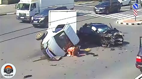 Shocking Moments Of Car Crashes Compilation And Idiots In Cars