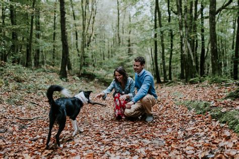 Séance Photo Couple Balade En Amoureux En Forêt