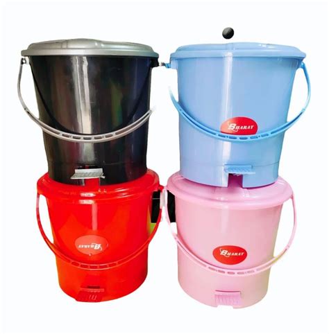 Plastic Pedal Dustbin For Home Capacity 7 L At Best Price In Patna