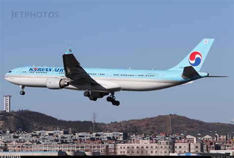 HL8026 Airbus A330 323 Korean Air Bobby Liu JetPhotos