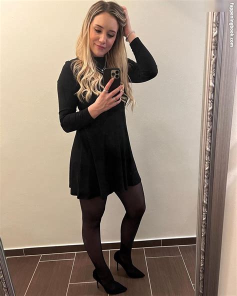 Sissor Sissorstream Nude OnlyFans Leaks Fappening FappeningBook