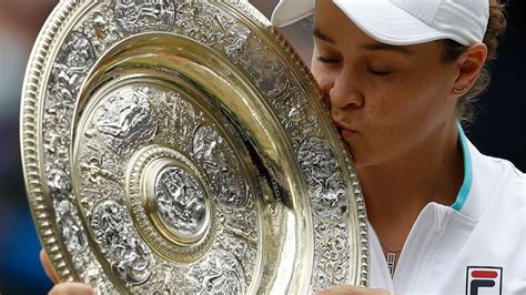 Wimbledon 2021 Ashleigh Barty Wins First Wimbledon Title After Three