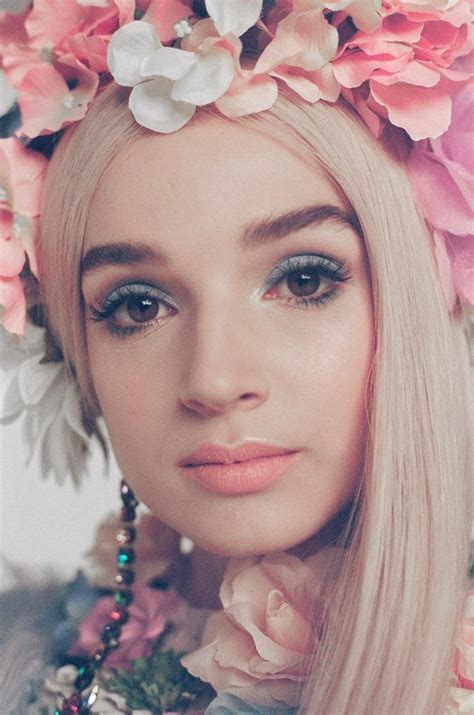 Am I A Girl Im Poppy Poppy Singer That Poppy