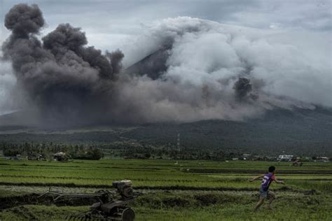 What will happen if there is an explosive eruption of Mount Mayon in ...