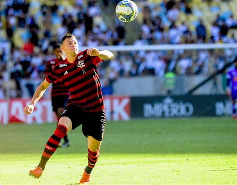 Saiba Quais Jogadores Emprestados Pelo Flamengo Voltar O Em