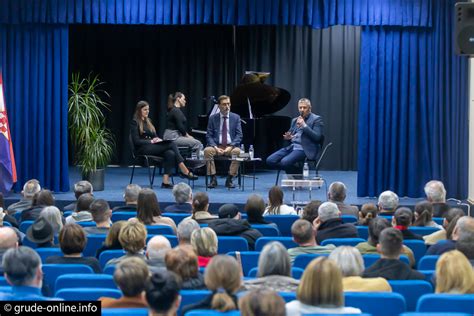 FOTO U Grudama predstavljena knjiga Mire Gavrana Portret duše