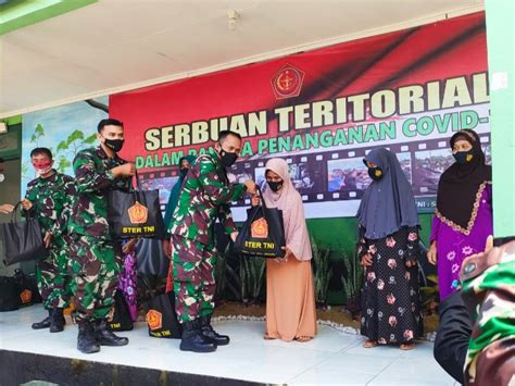 Ke Kabupaten Sukabumi Mabes Tni Bagikan Puluhan Paket Sembako