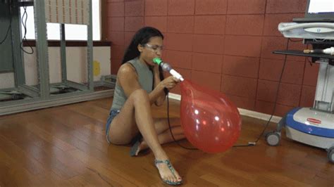 Yoko Blows A Cti 12 Balloon To Bursting Mp4 1080p The Inflation Laboratory Clips4sale