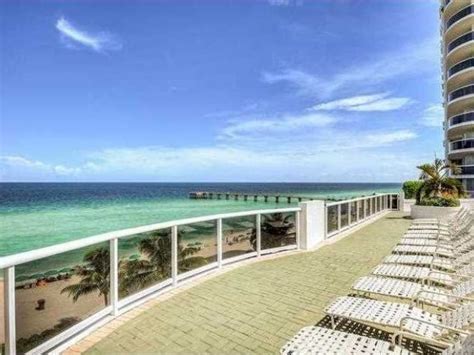 Sands Pointe 16711 Collins Avenue Sunny Isles Beach FL 33160 Condos