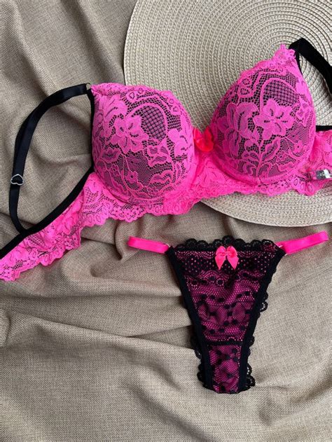 Conjunto De Lingerie Perfetto Rosa Neon Preto Busca Na Dolce Pecado