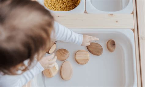 Atividades Montessori 9 Ideias Para Fazer Em Casa Esneca