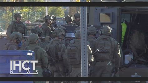 Las Vegas Swat Responds To Barricaded Individual Youtube