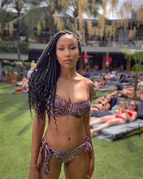 7 Hot Sexy Toni Tone Bikini Pics