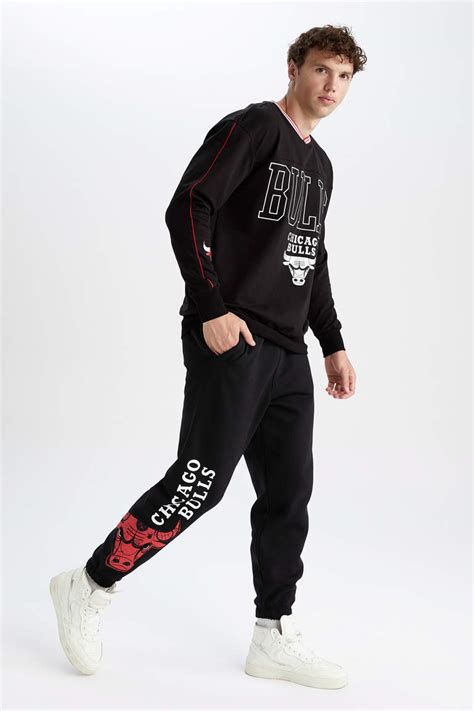 Siyah Erkek DeFactoFit NBA Chicago Bulls Oversize Fit Bisiklet Yaka