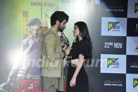 Vardhan Puri & Shivaleeka Oberoi at the trailer launch of Yeh Saali Aashiqui!