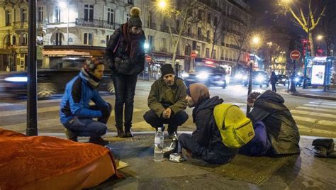 Qui Sont Les SDF Qui Vivent Dans Les Rues De Paris France Bleu