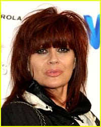 ‘I Touch Myself’ Singer Chrissy Amphlett Dead at 53 | Chrissy Amphlett ...