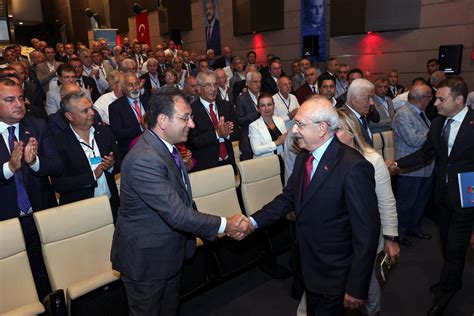 Rift Between Turkish Opposition Chp Leader Istanbul Mayor Grows