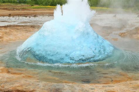 Strokkur Geysir Iceland Stock Image Image Of Geyser 161517255