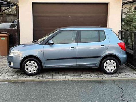 Škoda Fabia 2 II Hatchback Liftback 1 4 16V 63kW bazar Hyperinzerce cz