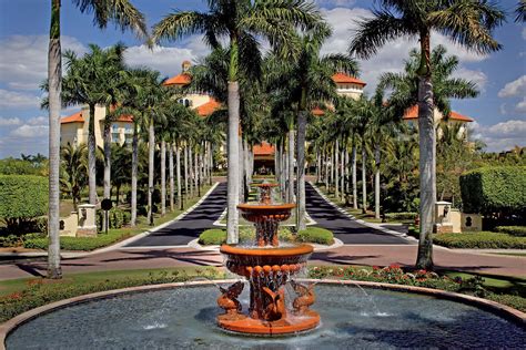 The Ritz Carlton Golf Resort Naples Naples Fl Usa Fountain Travoh