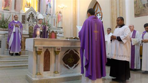 Padre Jos Afonso De Lemos Toma Posse Como P Roco Na Par Quia S O