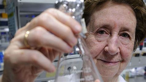 Margarita Salas “las Mujeres No Se Echarán Atrás En La Ciencia”