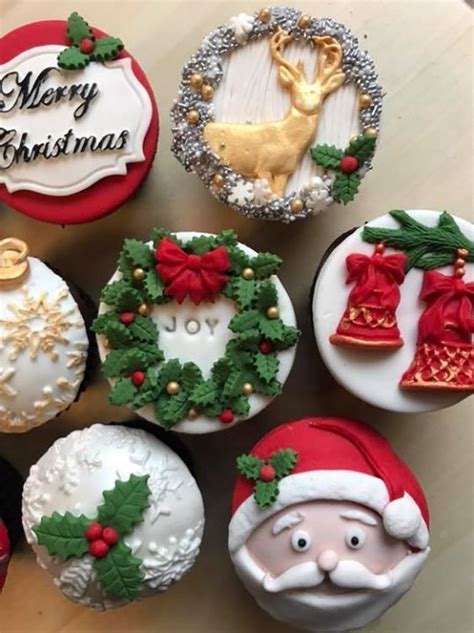 Pin By Magdi Magie On Kar Csonyi Receptek Holiday Cupcakes Christmas